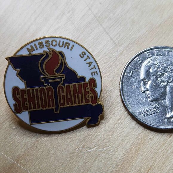 Missouri State Senior Olympic Games Collectible Enamel Lapel Pin Olympic Torch - Picture 4 of 4
